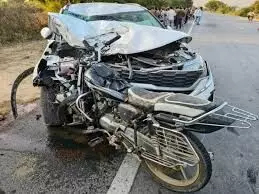 नागौर में दर्दनाक सड़क हादसा: तेज रफ्तार कार ने बाइक को मारी टक्कर, पति-पत्नी और 10 वर्षीय बेटे की मौत नागौर में दर्दनाक सड़क हादसा: तेज रफ्तार कार ने बाइक को मारी टक्कर, पति-पत्नी और 10 वर्षीय बेटे की मौत