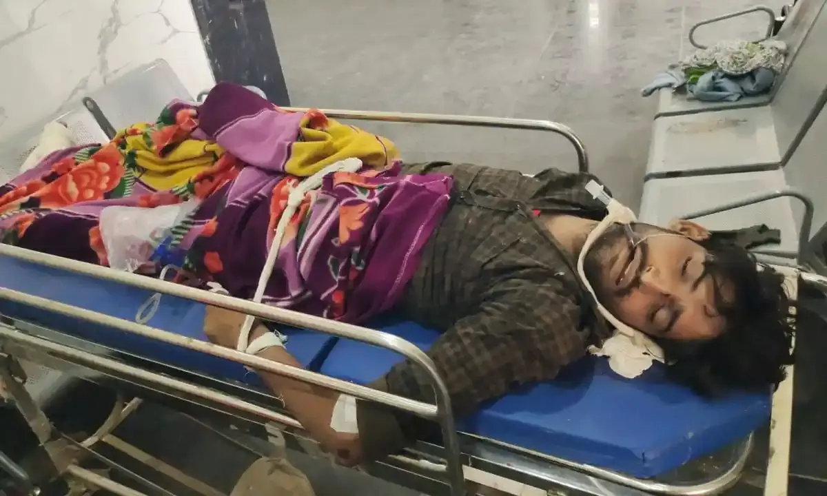 ट्रेलर की टक्कर से बाइक सवार दो नौजवानों की मौत ट्रेलर की टक्कर से बाइक सवार दो नौजवानों की मौत