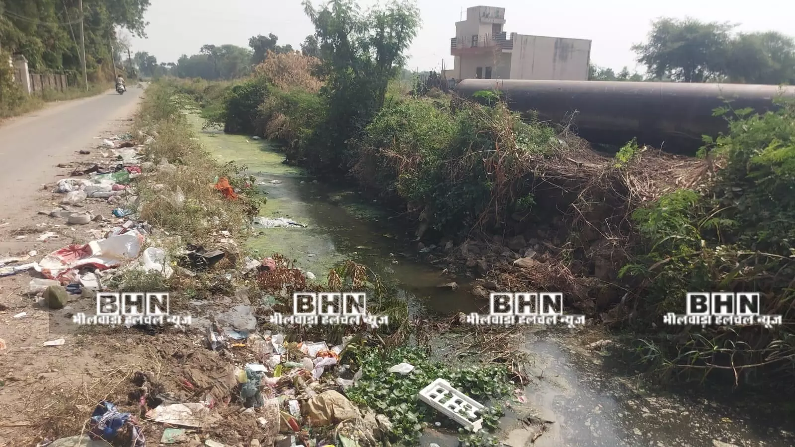 मेजा नहरों की जर्जर स्थिति: सिंचाई के पानी पर संकट की आशंका