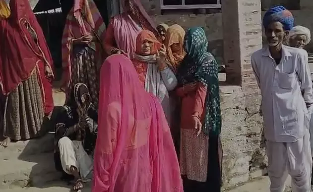 राशन की दुकान पर हंगामा