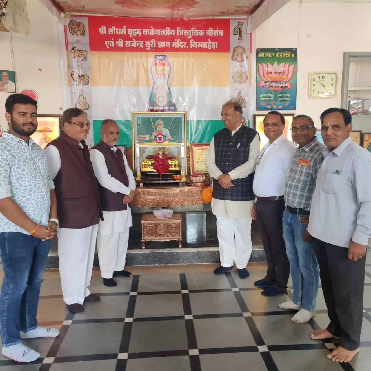 दादा गुरूदेव राजेंद्र सुरि की चित्र प्रदर्शनी रथ यात्रा निम्बाहेड़ा पहुंची