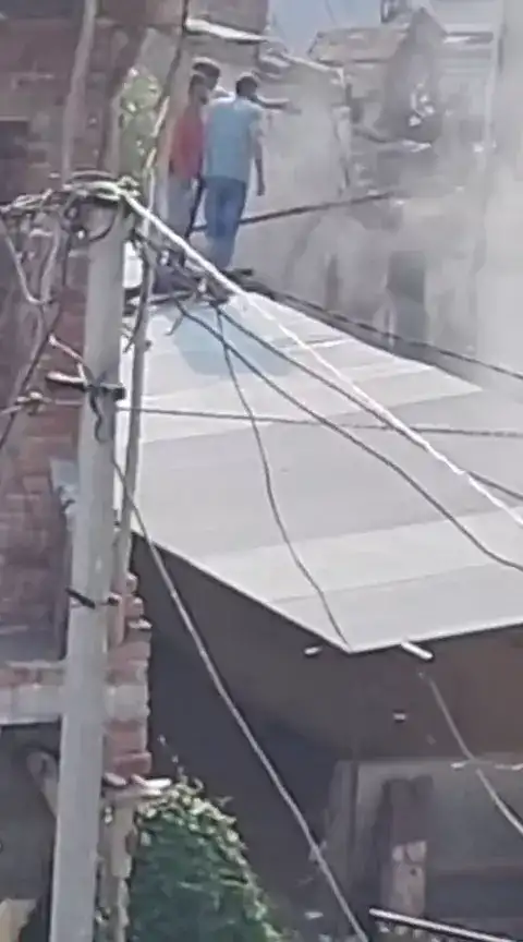 भीलवाड़ा -दो मंजिला टेंट गोदाम में भीषण आग, सामान जला, बिल्डिंग क्षतिग्रस्त, 35 लाख का नुकसान