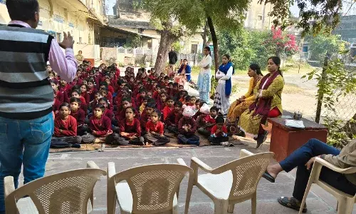 विद्यार्थियों को स्वच्छता व एफएसटीपी के फायदों की जानकारी दी