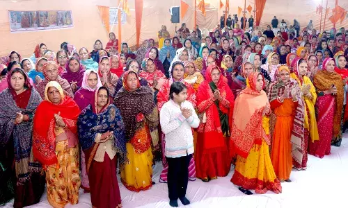 भागवत पढऩे ओर सुनने से दु:ख दूर होते हैं :  महाराज