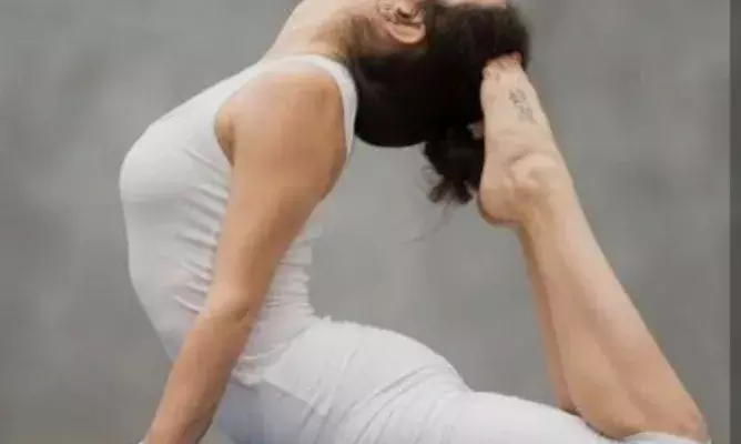 योग से पेट की चर्बी को करे कम,