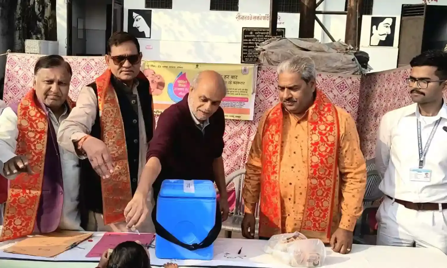 शहर विधायक कोठारी और माली ने पल्स पोलियो बुथ का किया शुभारंभ