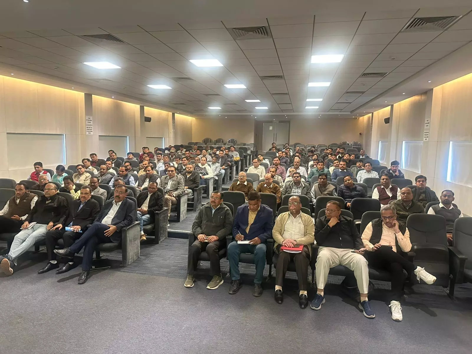 खनन गतिविधियों से जुड़े कार्य दिसंबर के दूसरे पखवाड़े से होंगे पेपरलेस,ऑनलाईन निष्पादन के लिए अधिकारी पाबंद