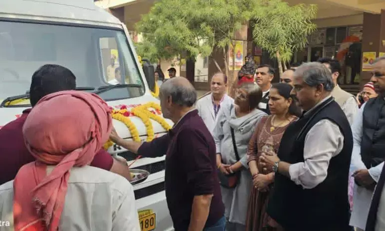 विधायक कोठारी ने राष्ट्रीय पल्स पोलियो अभियान का किया शुभारंभ, एंबुलेंस समर्पित, और विकास कार्यों का लिया जायजा