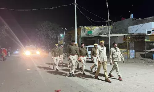 कानून व्यवस्था का पालन कराना ही पुलिस का लक्ष्य बड़लियास पुलिस ने निकाला फ्लैग मार्च कानून व्यवस्था का पालन कराना ही पुलिस का लक्ष्य बड़लियास पुलिस ने निकाला फ्लैग मार्च