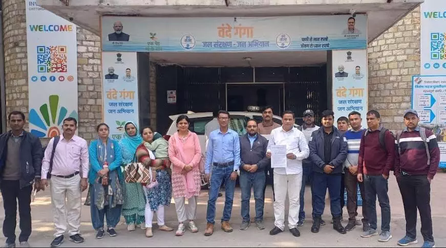 विद्या संबल सहायक आचार्य संघ का सांकेतिक धरना, नियमितीकरण की उठाई मांग