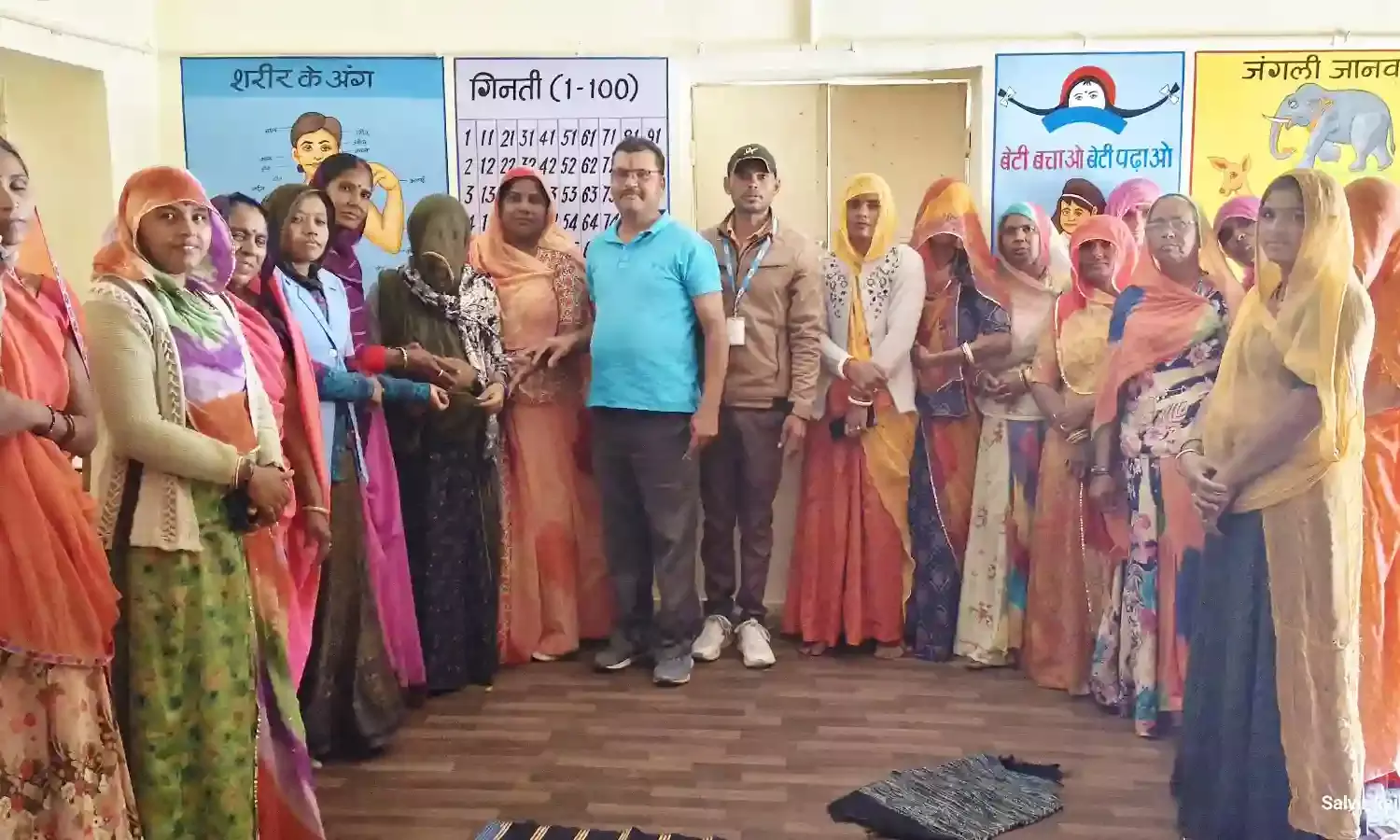 मनोहरपुरा में गोद भराई और राजीविका के द्वारा प्रशिक्षण