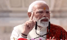 राम मंदिर पर प्रधानमंत्री मोदी ने फहराया धर्मध्वज, ‘जय श्री राम’ की गूंज से गूंजा परिसर, यज्ञ, दीप और पुष्पों से सजा माहौल, हजारों श्रद्धालु बने साक्षी।