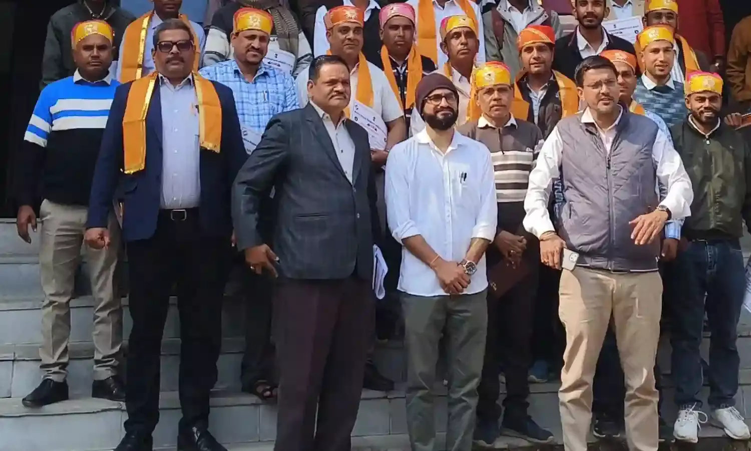 झाड़ोल विधानसभा क्षेत्र में शत-प्रतिशत डिजिटाइजेशन करने वाले बीएलओ का सम्मान