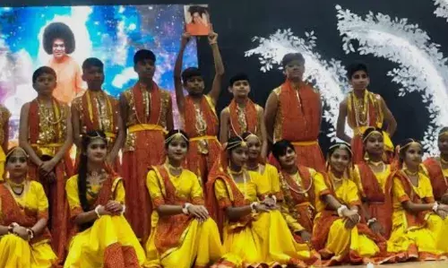 सत्य साई बाबा का 100वां शताब्दी जन्मोत्सव मनाया