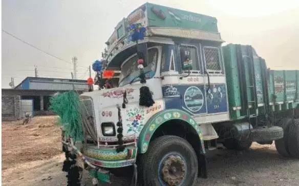 बिजौलिया में वाहनों से उपकरण चोरी की वारदात, अज्ञात चोरों ने बाड़े से सामान उड़ा लिया