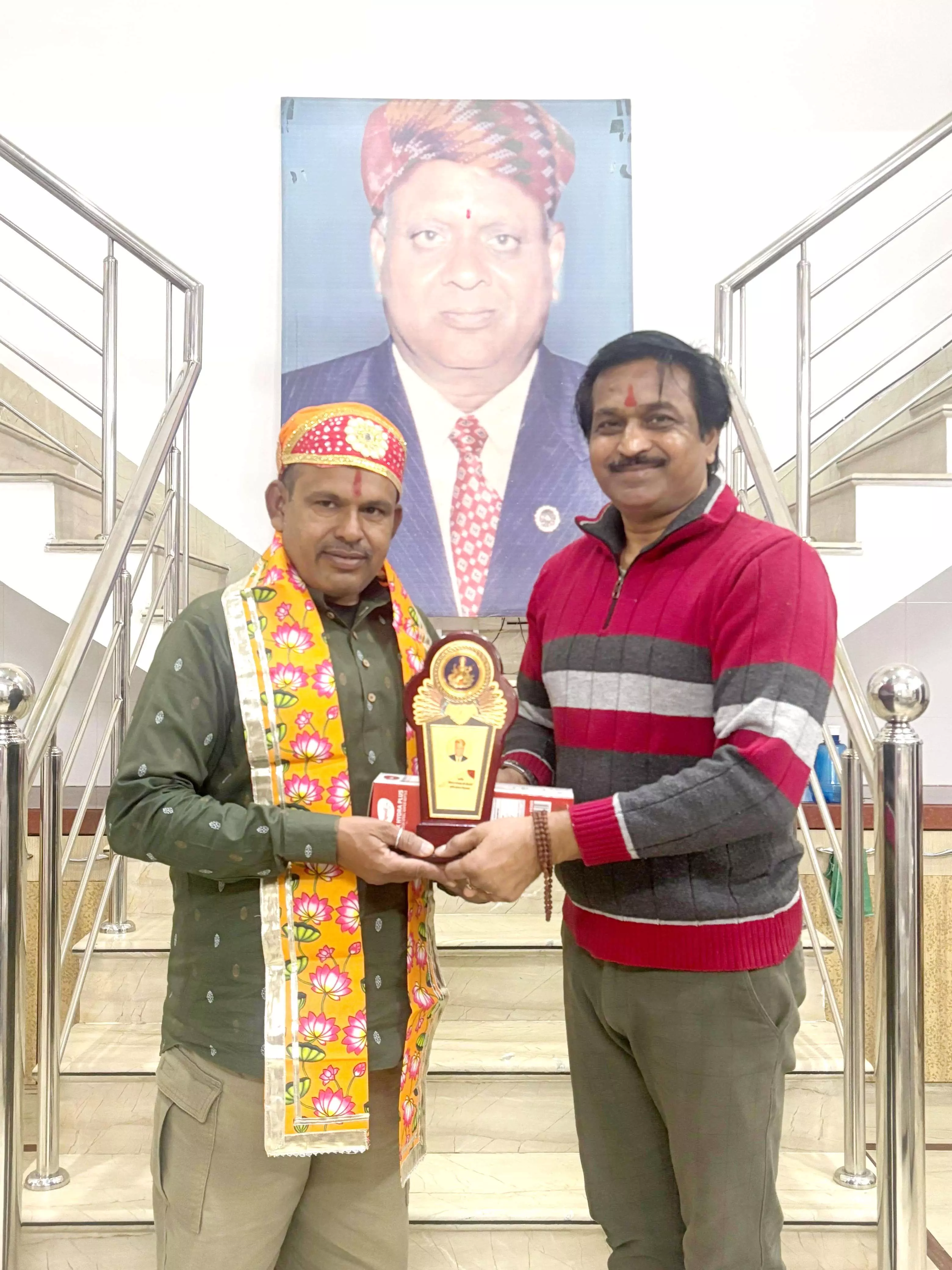 विश्व महिला हिंसा उन्मूलन दिवस के अवसर पर झांसी रानी सम्मान से राठौड़ का किया स्वागत विश्व महिला हिंसा उन्मूलन दिवस के अवसर पर झांसी रानी सम्मान से राठौड़ का किया स्वागत