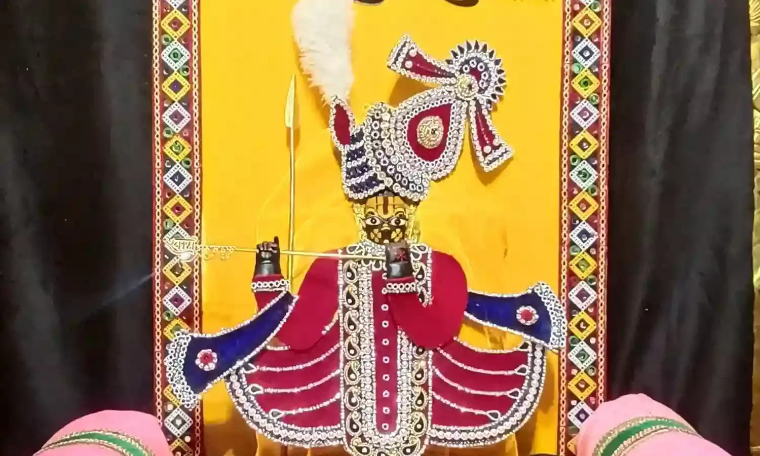 श्री चारभुजा-नाथ जी के *प्रातः* श्रृंगार आरती दर्शन-कोटड़ी  /26.11.2025
