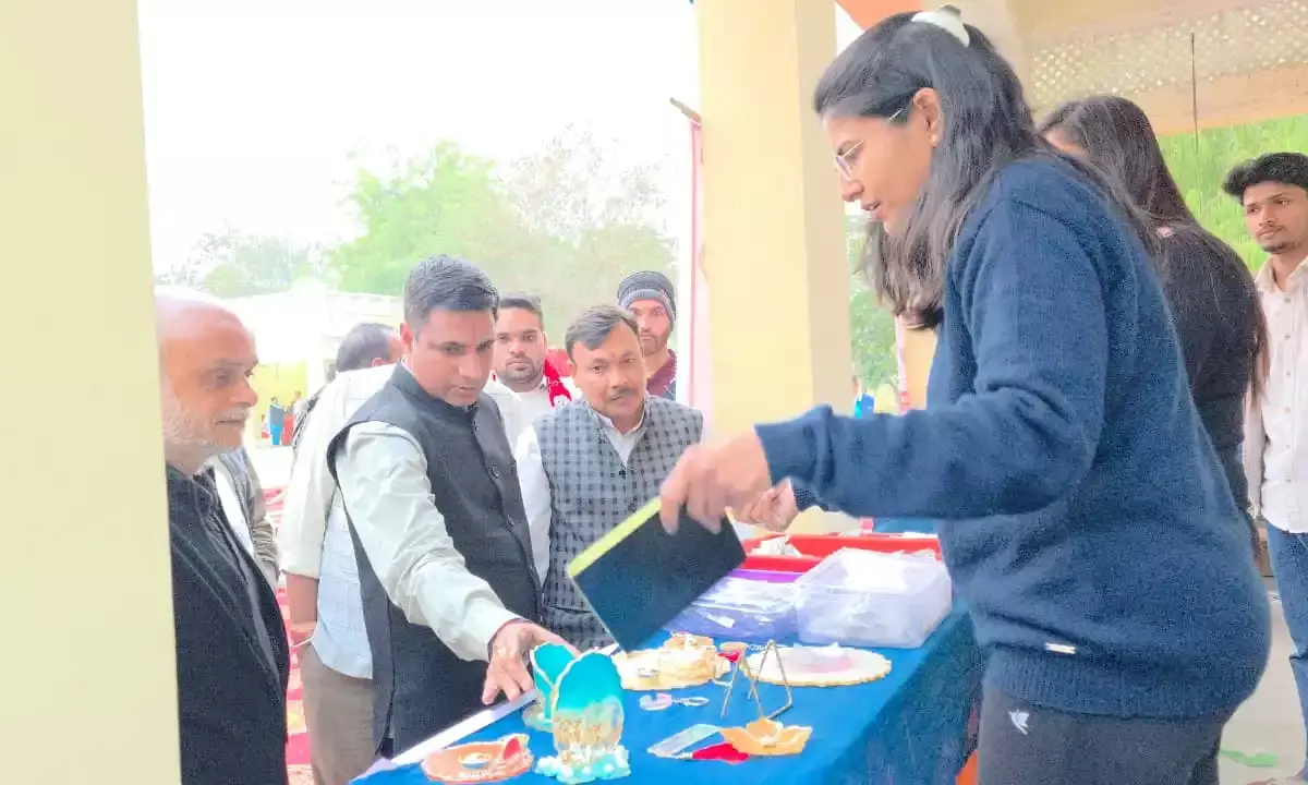 भीलवाड़ा हस्तशिल्प मेला 2025 का शुभारंभ, देशभर के कारीगर एक ही छत के नीचे भीलवाड़ा हस्तशिल्प मेला 2025 का शुभारंभ, देशभर के कारीगर एक ही छत के नीचे