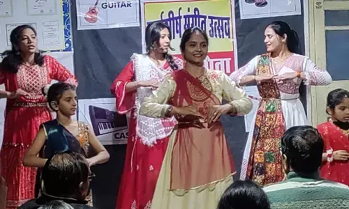 कथक गत भाव और शास्त्रीय गायन की उम्दा जुगलबंदी ने श्रोताओं को किया भाव विभोर