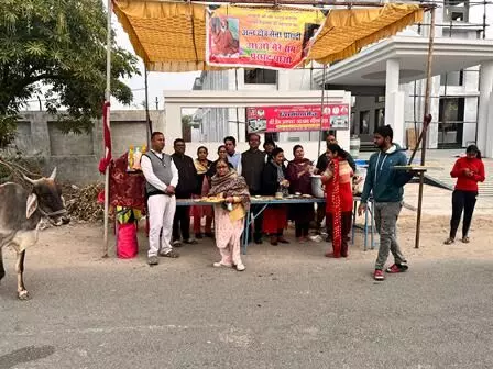 सद्गुरू स्वामी टेऊँराम चौथ मासिक अवतरण दिवस पर बांटा अन्नक्षैत्र व की जल सेवा