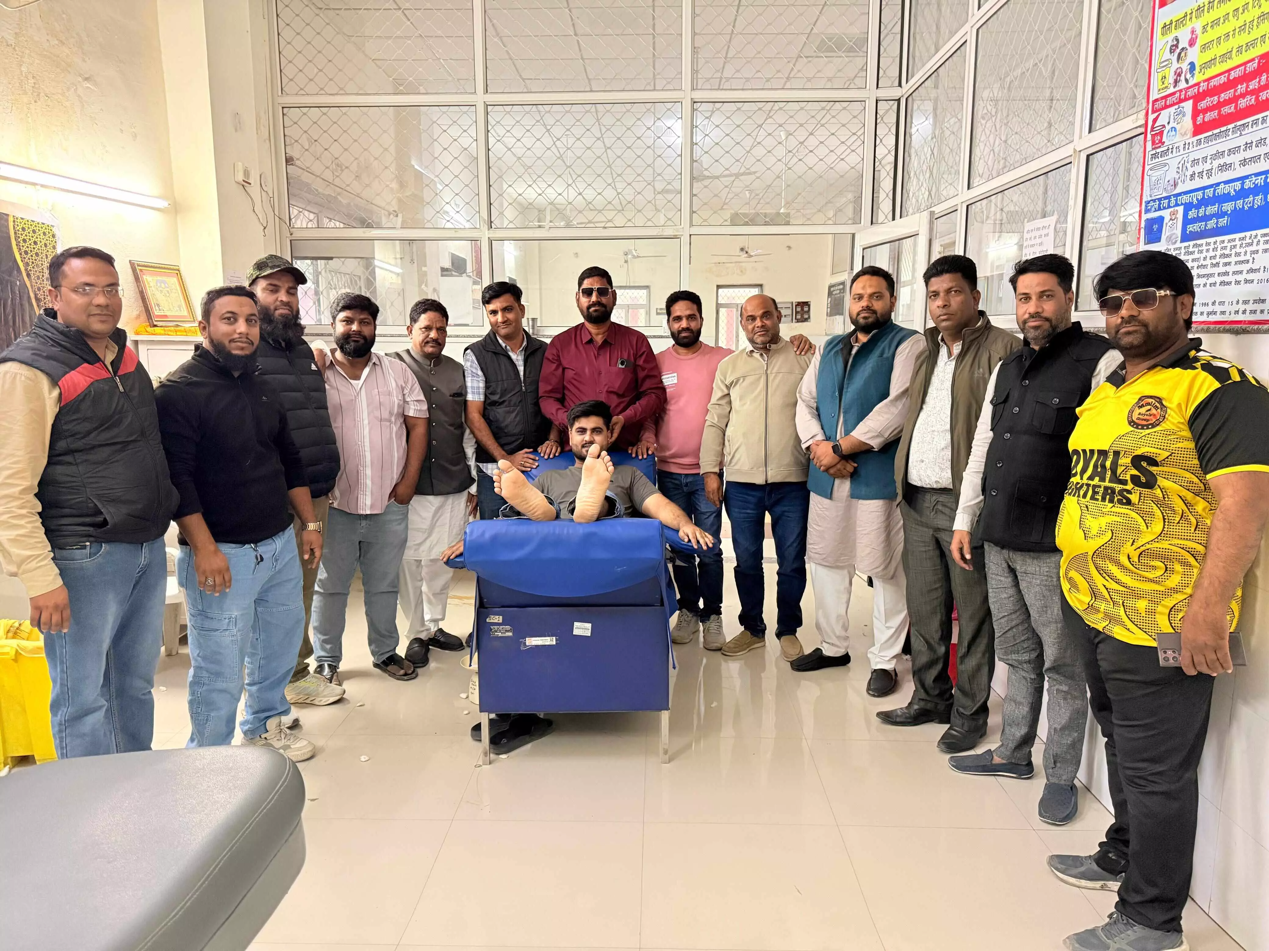 101 यूनिट किया ब्लड डोनेट