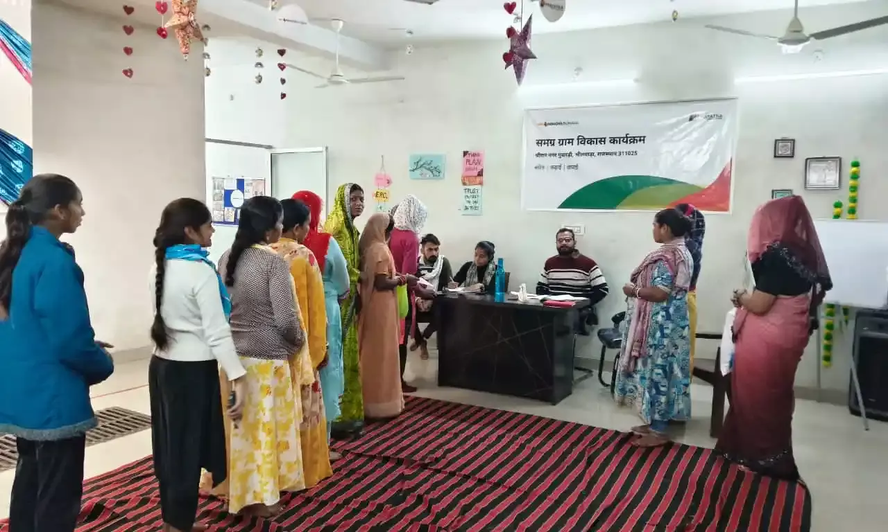 मिनोवा रुनाया के सहयोग से प्रयत्न संस्था द्वारा ERC केंद्र पर सरकारी एंटाइटलमेंट कैंप का आयोजन