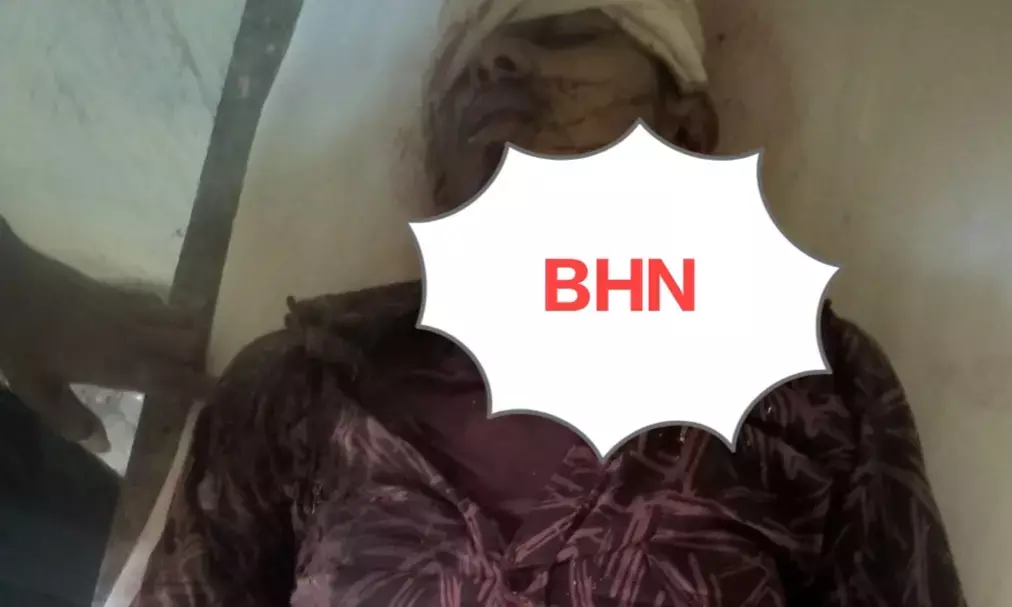 ब्लॉक कटर मशीन की प्लेट सिर पर गिरी, युवक की मौत, मची अफरा-तफरी ब्लॉक कटर मशीन की प्लेट सिर पर गिरी, युवक की मौत, मची अफरा-तफरी