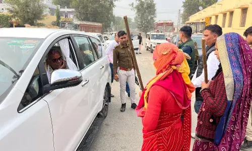 मंत्री मदन दिलावर का भावा ग्राम दौरा, सफाई सुधार के लिए दो दिन का अल्टीमेटम