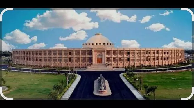 ठेका कर्मचारी स्थायी सरकारी नौकरी के हकदार नहीं; ‘मास्टर–सर्वेंट’ संबंध साबित नहीं, नियमितिकरण की मांग खारिज ठेका कर्मचारी स्थायी सरकारी नौकरी के हकदार नहीं; ‘मास्टर–सर्वेंट’ संबंध साबित नहीं, नियमितिकरण की मांग खारिज