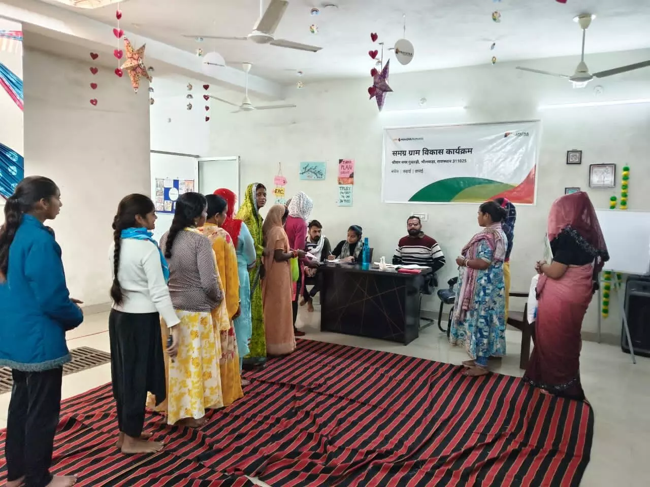 मिनोवा रुनाया के सहयोग से प्रयत्न संस्था द्वारा ERC केंद्र पर सरकारी एंटाइटलमेंट कैंप का आयोजन