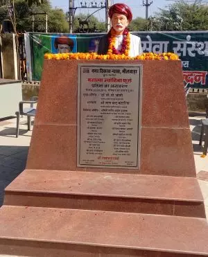 महात्मा फूले की 135वीं पुण्यतिथि शुक्रवार को, पुष्प अर्पित कर देंगे श्रद्धांजलि