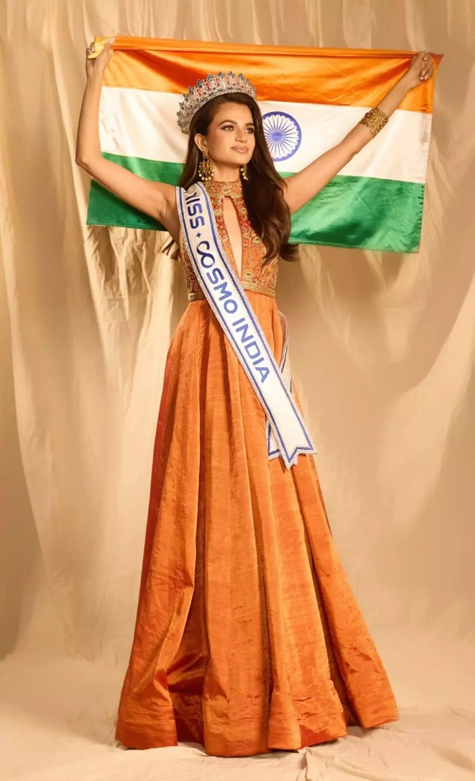 विप्रा मेहता मिस कॉस्मो इंटरनेशनल 2025 में भारत का प्रतिनिधित्व करेंगी