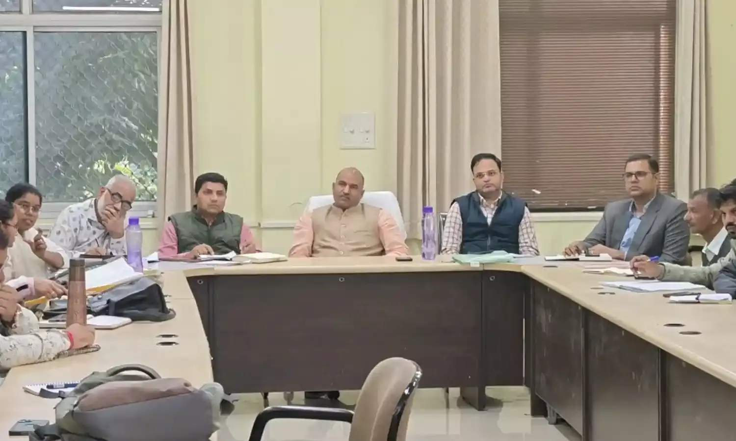 राष्ट्रीय स्वदेशी महोत्सव की तैयारियों को लेकर सांसद ने की समीक्षा बैठक