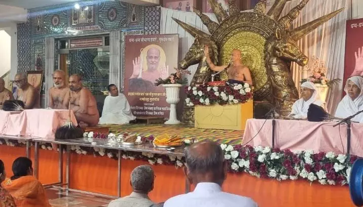 भक्त के वश में हैं भगवान : आचार्य पुलक सागर महाराज