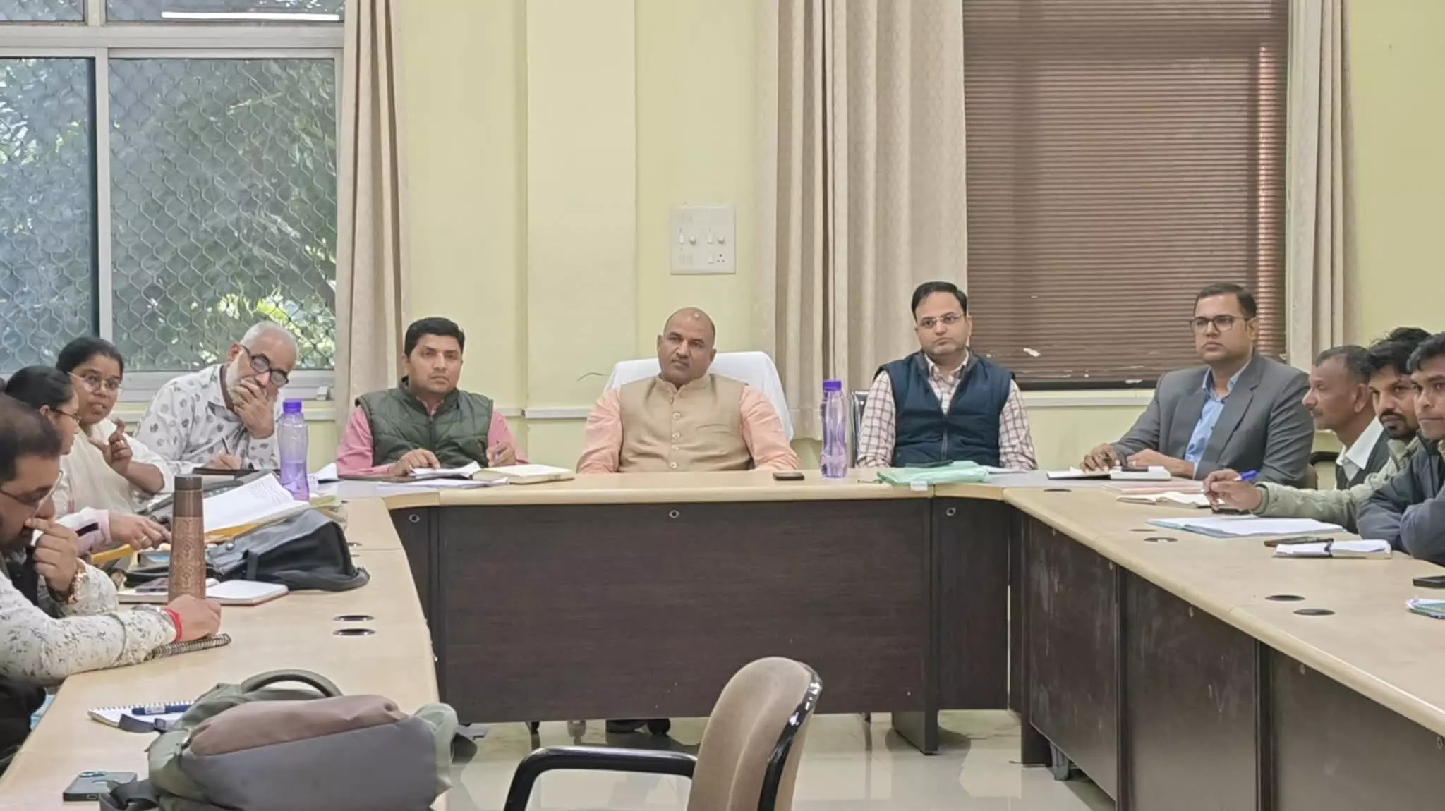 राष्ट्रीय स्वदेशी महोत्सव की तैयारियों को लेकर सांसद ने की समीक्षा बैठक