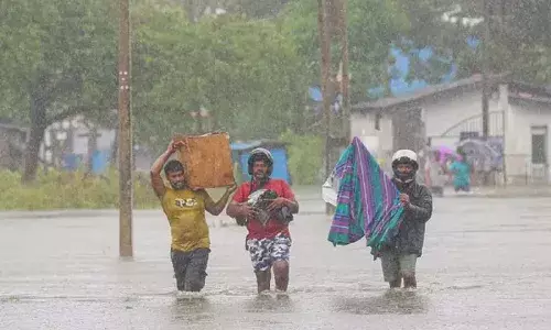 Cyclone Ditwa ने मचाई तबाही, श्रीलंका में अब तक 123 लोगों की मौत Cyclone Ditwa ने मचाई तबाही, श्रीलंका में अब तक 123 लोगों की मौत