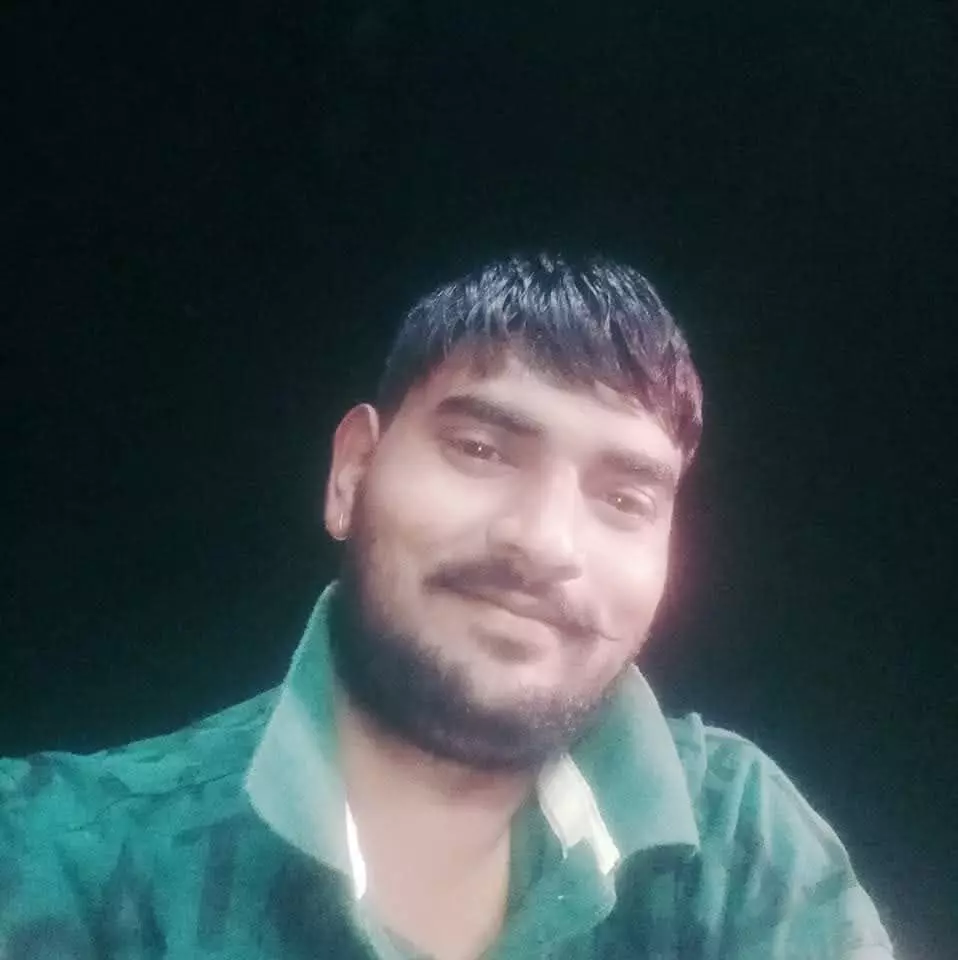 फसल में हो रहे नुकसान से परेशान किसान ने की आत्महत्या