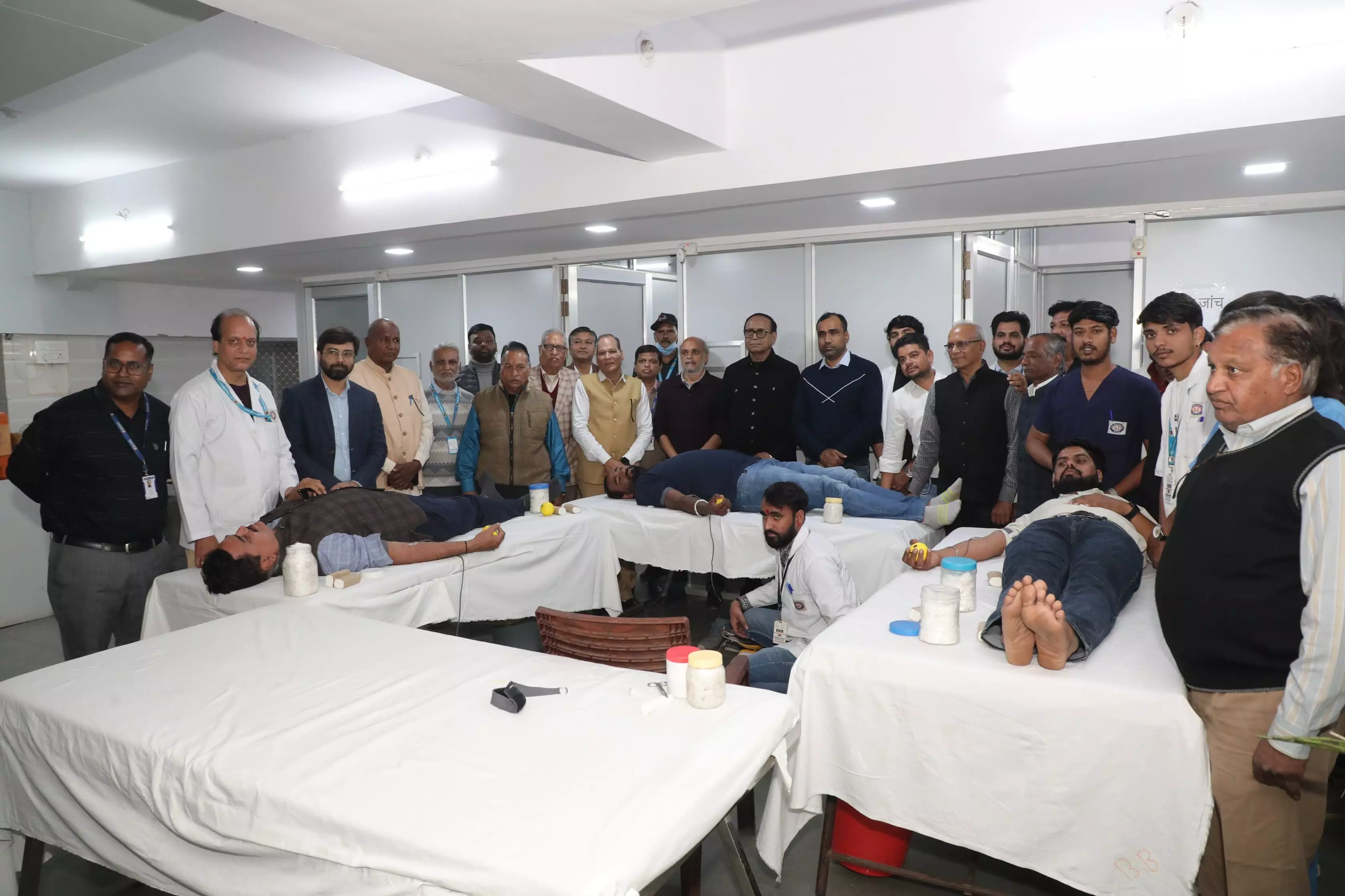 भीलवाड़ा में अनोखी पहल: हुआ बहुपक्षीय चिकित्सा व रक्तदान महोत्सव भीलवाड़ा में अनोखी पहल: हुआ बहुपक्षीय चिकित्सा व रक्तदान महोत्सव
