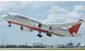 दुबई से हैदराबाद उड़ान में एयर होस्टेस से छेड़छाड़, इंजीनियर गिरफ्तार