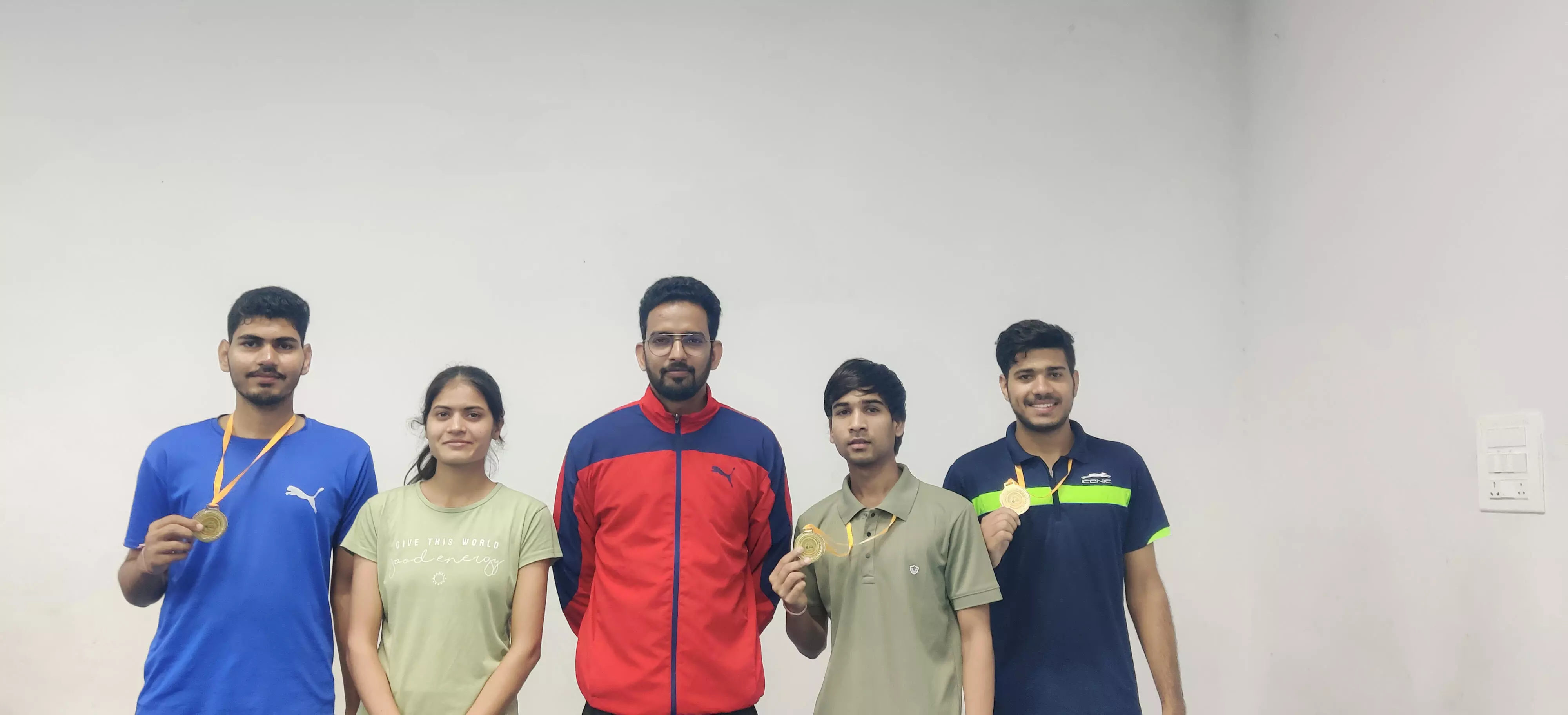 टेबल टेनिस में एम एल वी कॉलेज चैंपियन