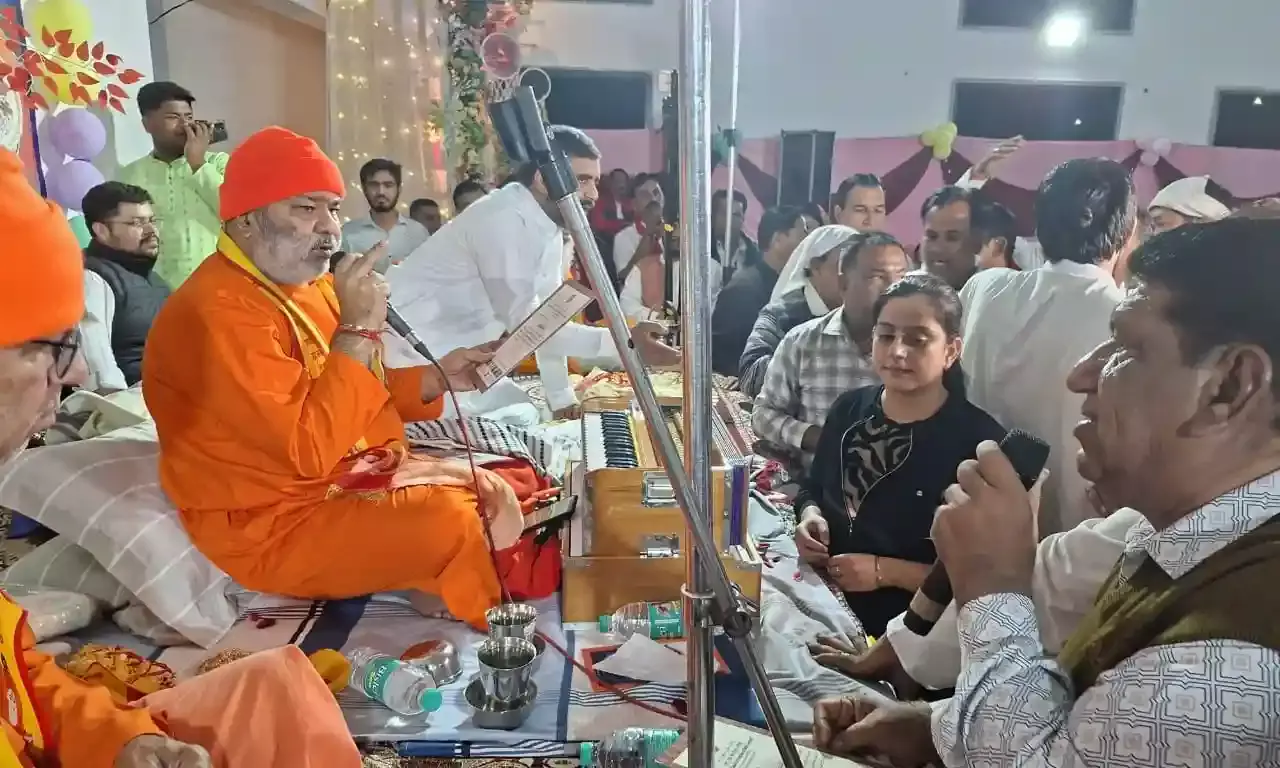 स्वामी भगत प्रकाश ने किया विद्यार्थियों एवं सिंधी शिक्षा मित्रों का सम्मान