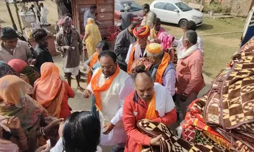 सांवरिया हनुमान मंदिर प्रांगण में जरूरतमंदों को 300 कंबल वितरित की