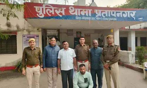 देवेंद्र से करवाया मौका तस्कदीक, संडासी व गाउन बरामद