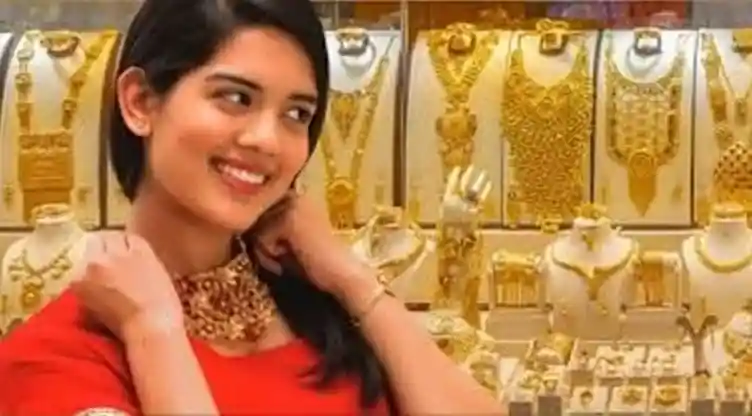 चांदी  भी आज जबरदस्त उछाल