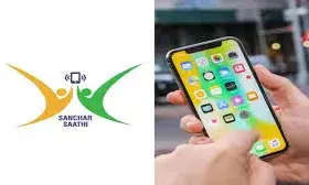 संचार साथी ऐप पर सरकार सफाई देती दिखी