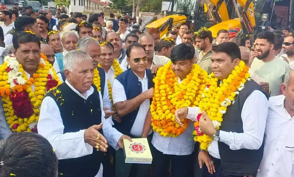 पूर्व राज्यमंत्री जाड़ावत के नेतृत्व में नव मनोनीत कांग्रेस पदाधिकारियों का किया स्वागत