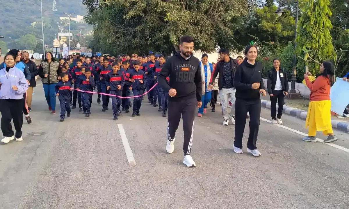 अंतर्राष्ट्रीय दिव्यांगजन दिवस पर फतहसागर पाल पर मैराथन का आयोजन
