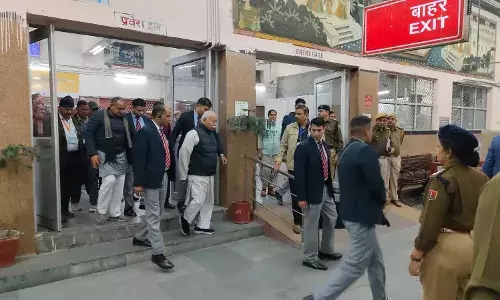 विवाह समारोह में शामिल होकर परिवार प्रबंधन पर बोले भागवत, रेलवे स्टेशन पर चाक-चौबंद सुरक्षा