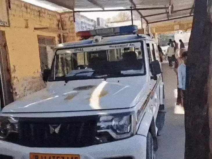 शादीशुदा प्रेमी-प्रेमिका टैंक में कूदे:युवती की मौत, युवक की हालत गंभीर