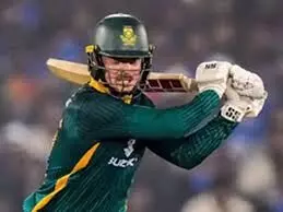 टीम इंडिया 359 रन का लक्ष्य बचा नहीं पाई, साउथ अफ्रीका ने दूसरे वनडे में 6 विकेट से जीत दर्ज की टीम इंडिया 359 रन का लक्ष्य बचा नहीं पाई, साउथ अफ्रीका ने दूसरे वनडे में 6 विकेट से जीत दर्ज की